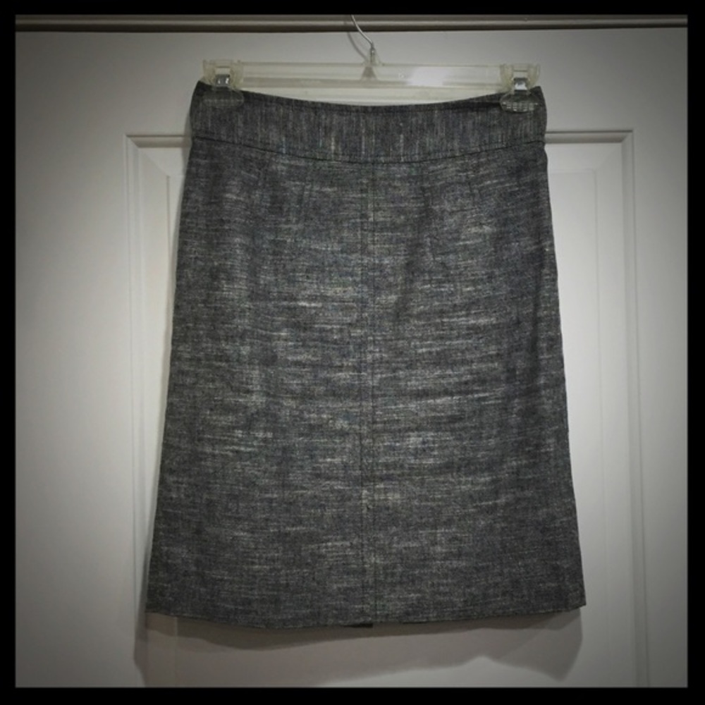 Tweed Skirt-Banana Republic (size 4)
